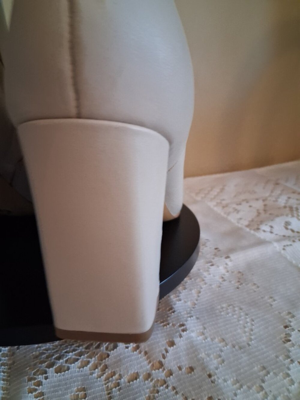 Mark Fisher L.T.D. Yanar pointed toe ankle boots. Ivory shade. Size 9 1/2. - Picture 10 of 15